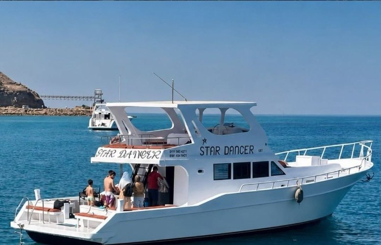 The Star Dancer yacht on the Sokhna Yacht Day trip