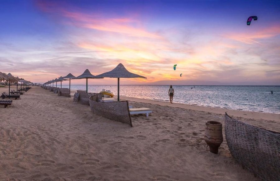Sunset beach on a Solo weekend trip to Ras Sudr
